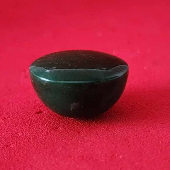 Jade - Jadeite stone